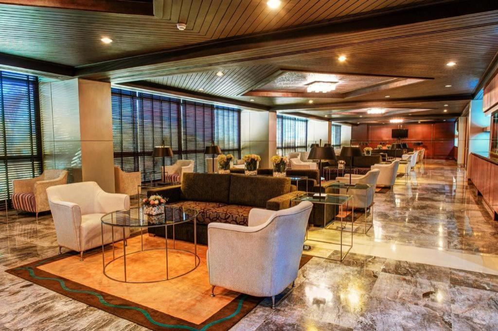 Ambassador City Jomtien Pattaya - Ocean Wing Hotel นาจอมเทียน ภายนอก รูปภาพ