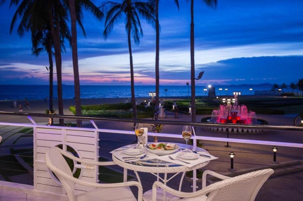 Ambassador City Jomtien Pattaya - Ocean Wing Hotel นาจอมเทียน ภายนอก รูปภาพ